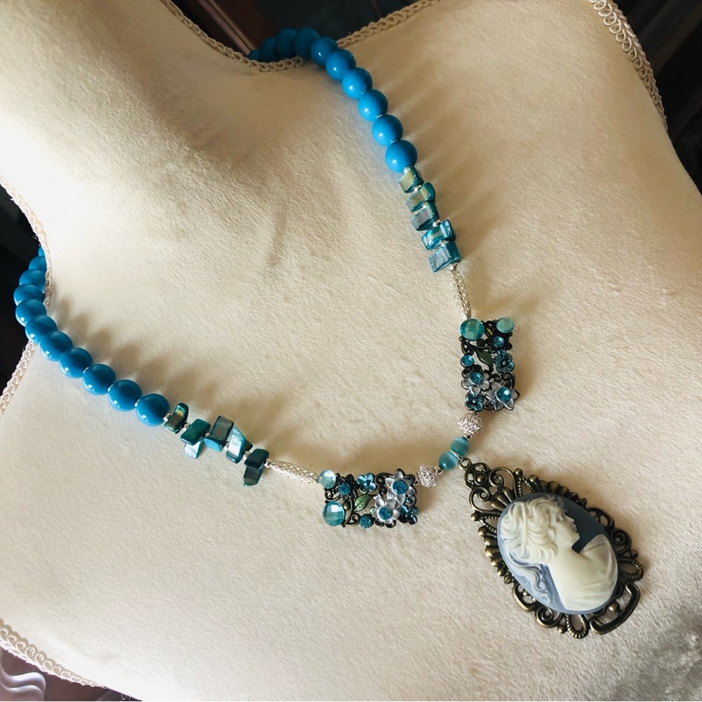 Handcrafted lady in blue mixed bead shell stone filigree cameo pendant necklace